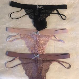Strappy thong bundle